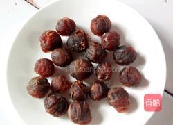 银耳红枣桂圆汤的做法图解3