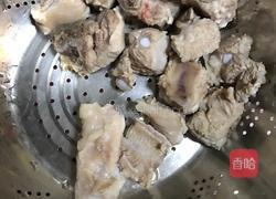 海带排骨汤的做法图解3