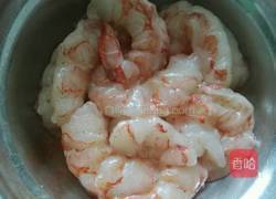 宫爆虾球的做法图解2