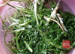 芫荽豆腐汤的做法图解1