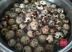 五香鹌鹑蛋的做法图解1