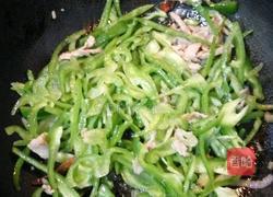 青椒炒肉丝的做法图解7
