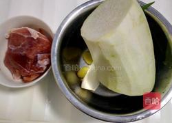 白萝卜猪肉馅水煎饺的做法图解3