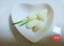 番茄酱炒西葫芦的做法图解3