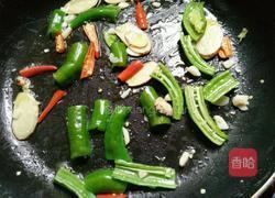 尖椒炒大肠的做法图解7