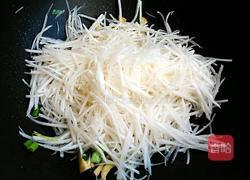 鲜虾萝卜汤的做法图解4