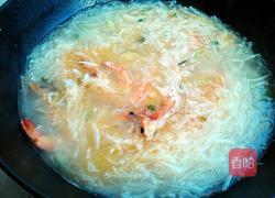 鲜虾萝卜汤的做法图解5