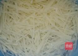 白酒炝马铃薯丝儿的做法图解3