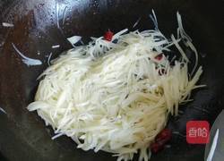 白酒炝马铃薯丝儿的做法图解7