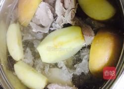 苹果雪梨银耳汤的做法图解4