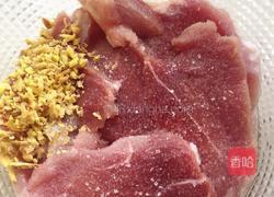 外焦里嫩烤箱呲呲烤肉的做法图解3