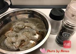 土豆凤尾虾球的做法图解1