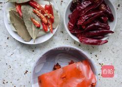 秘制麻辣龙虾尾的做法图解2