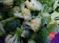 蒸鱼豉油西兰花的做法图解2