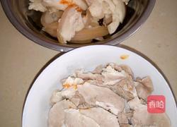 蒜苗炒肉的做法图解1