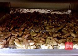 全麦坚果面包的做法图解1