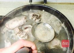 枸杞骨头汤的做法图解6