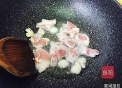 尖椒炒油豆腐的做法图解2
