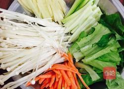 韩式石锅拌饭的做法图解1