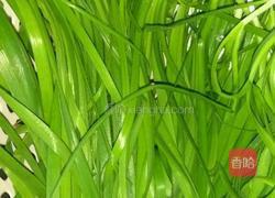 虾仁韭菜鸡蛋饺子馅的做法图解1