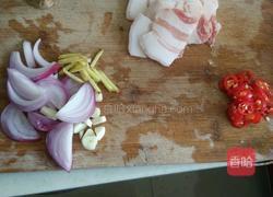 干锅手撕平包菜的做法图解1