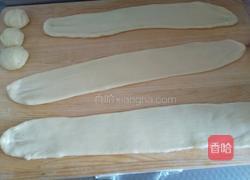 玉米油花环面包的做法图解7