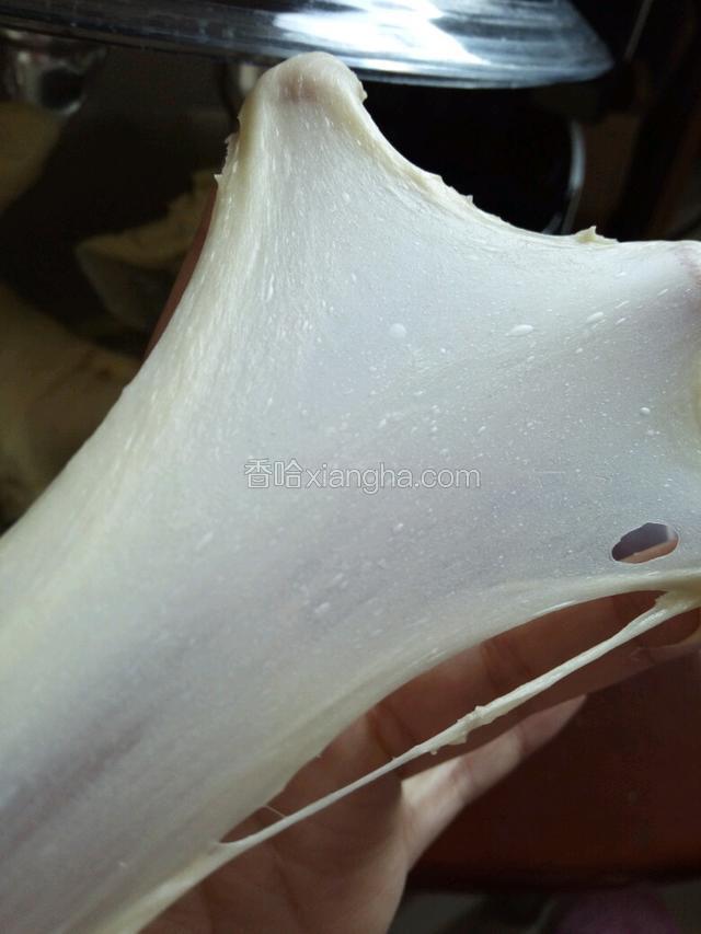 如图，以下的薄膜就可以了，无需手套膜。