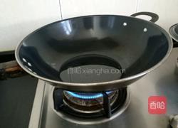 鲫鱼红烧香菜的做法图解4