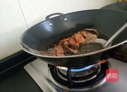 鲫鱼红烧香菜的做法图解10