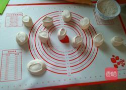 猪肉酸菜馅饼的做法图解8