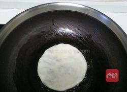 猪肉酸菜馅饼的做法图解12