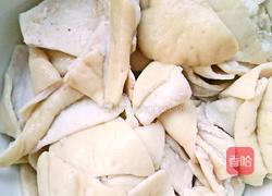 葱爆肥肠的做法图解1