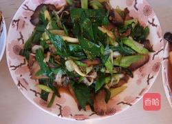 蒜苗炒腊肉的做法图解3