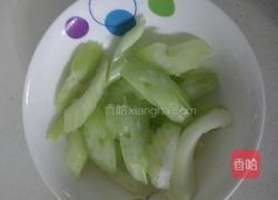 鸡米头炒虾仁的做法图解3