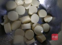 浇汁日本豆腐的做法图解1