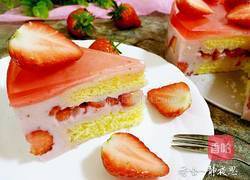 草莓酸奶慕斯蛋糕(8寸)的做法图解1