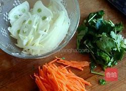 黄瓜拌腐竹的做法图解3