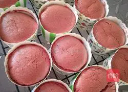 Red Velvet Cup Cake Recipe Illustration 16