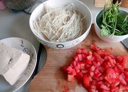 番茄金针菇豆腐汤的做法图解3