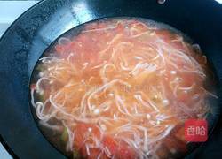 番茄金针菇豆腐汤的做法图解7