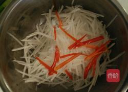 香菜拌白萝卜丝的做法图解4
