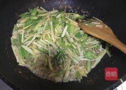 芹菜炒土豆丝的做法图解11