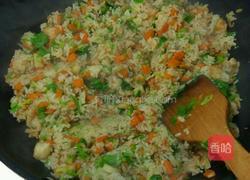 胡萝卜炒饭的做法图解7
