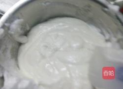 六寸中空蛋白蛋糕的做法图解11