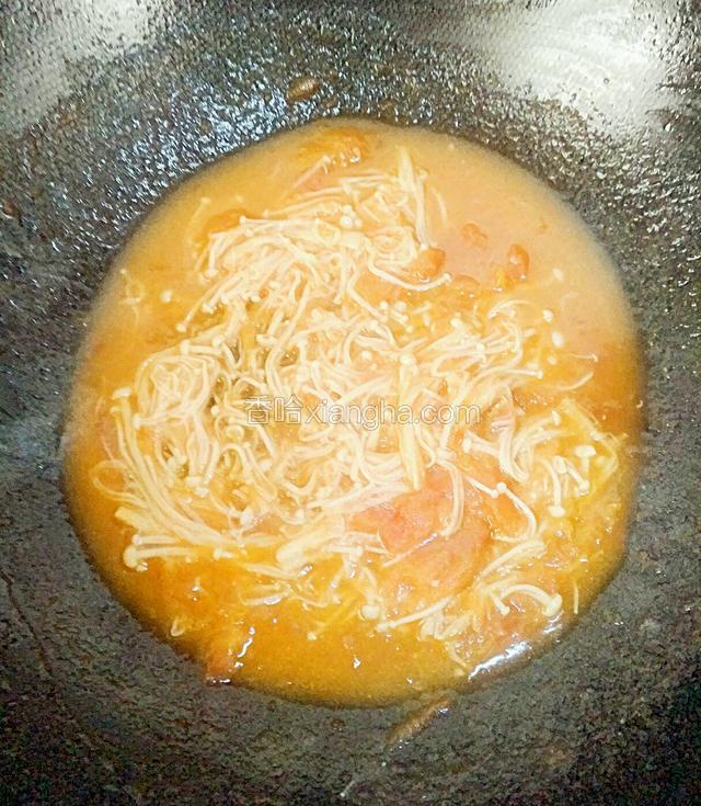 调入适量盐，出锅