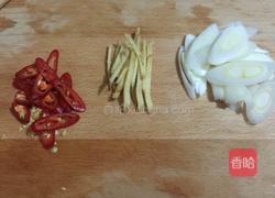 青椒炒猪心的做法图解3