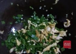 韭菜鸡蛋烙饼的做法图解4