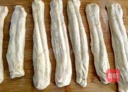 自制健康油条的做法图解10