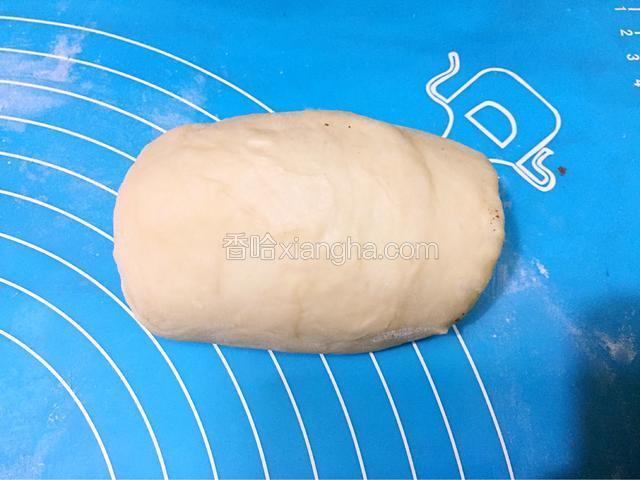 由下往上卷起
