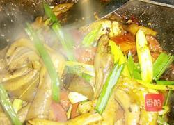 胡萝卜烧鸭掌的做法图解7